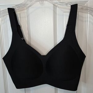 Black Seamless Women's Bra